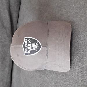 Gray Las Vegas Raiders baseball hat